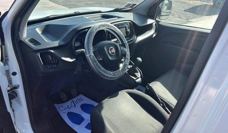 
								Fiat Doblo 1.3 Multijet 90 cv 2015 3 POSTI full									