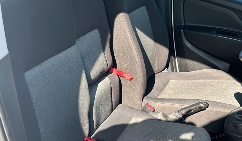 
								Fiat Doblo 1.3 Multijet 90 cv 2015 3 POSTI full									