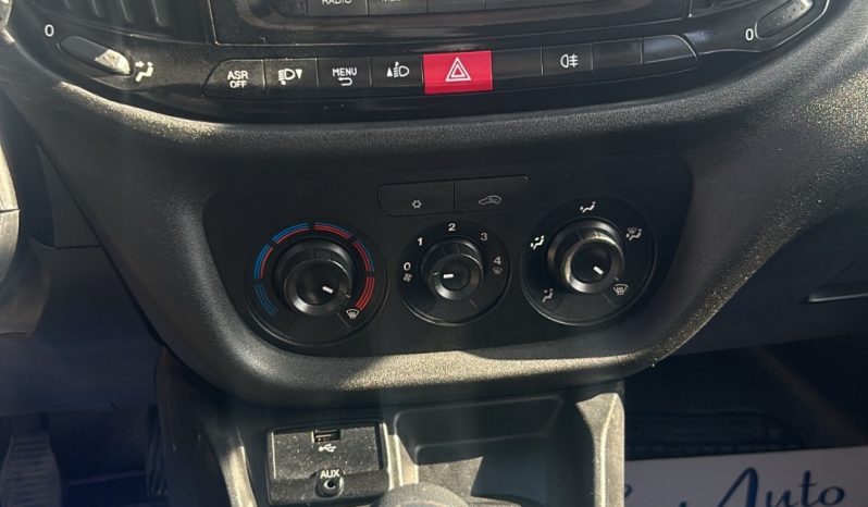 
								Fiat Doblo 1.3 Multijet 90 cv 2015 3 POSTI full									