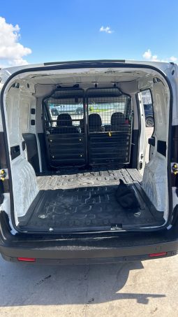 
										Fiat Doblo 1.3 Multijet 90 cv 2015 3 POSTI full									