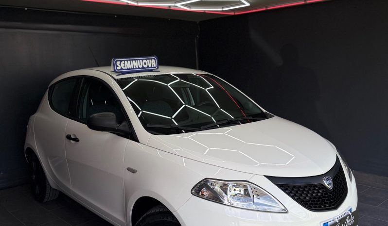 
								Lancia Ypsilon 1.2 Benz 69cv Platinum 11/2020 Nuova full									