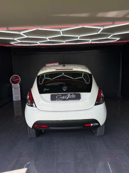 
										Lancia Ypsilon 0.9 TwinAir Gold 12/2020 full									