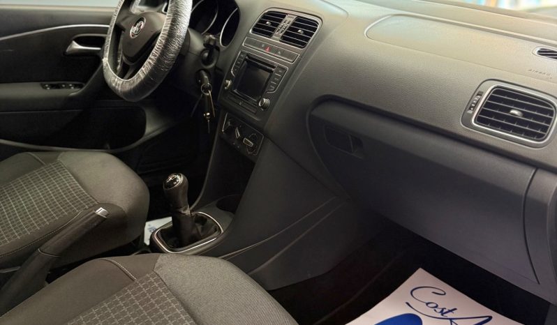 
								Volkswagen Polo 1.4 TDI 75cv BlueMotion Technology 2015 full									