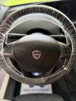 
										Lancia Ypsilon 1.2 Benz 69cv Platinum 11/2020 Nuova full									