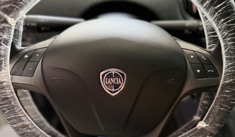 
								Lancia Ypsilon 1.2 Benz 69cv Platinum 11/2020 Nuova full									