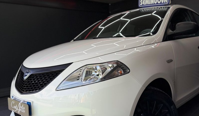 
								Lancia Ypsilon 1.2 Benz 69cv Platinum 11/2020 Nuova full									