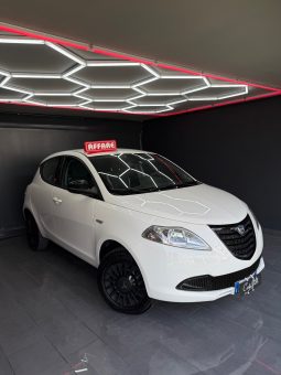 Lancia Ypsilon 0.9 TwinAir 85 cv Ecochic Gold 12/2014