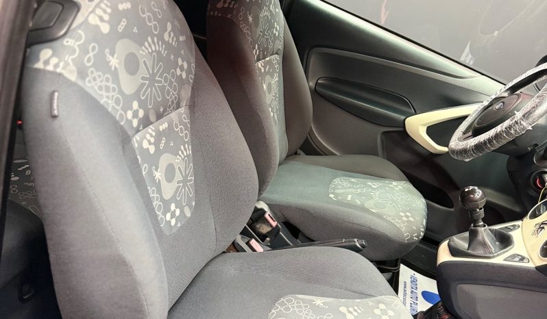 
								Ford Ka 1.2 BENZINA 69CV Individual 12/2012 full									