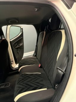 
										Lancia Ypsilon 1.3 MJT 95 CV NUOVA 11/2015 full									