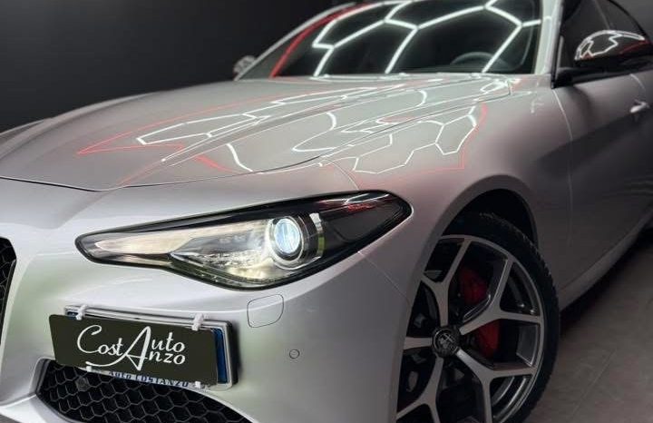 
								Alfa Romeo Giulia 2.2 TD 160 CV AT8 ESTREMA FULL 2020 full									