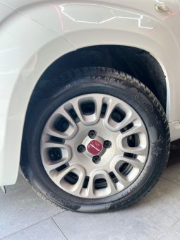 
										Fiat Panda 1.3 Multijet 95cv Lounge 12/2017 full									