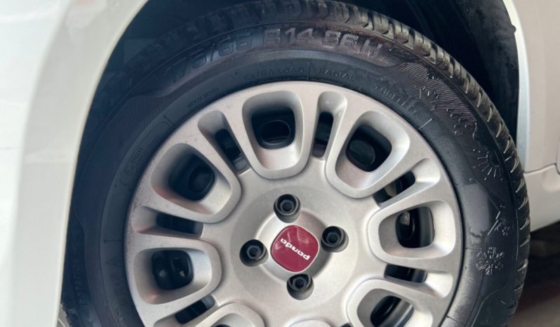 
								Fiat Panda 1.3 Multijet 95cv Lounge 12/2017 full									