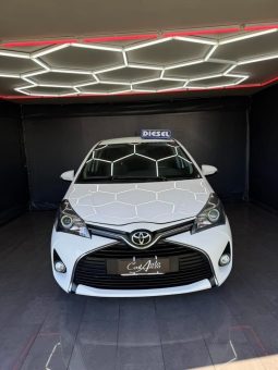 Toyota Yaris 1.4 D-4D Lounge 11/2014
