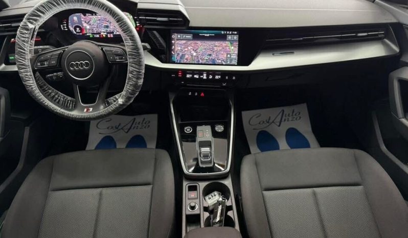 
								Audi A3 SPB 30 TDI S tronic S line edition 12/2022 full									