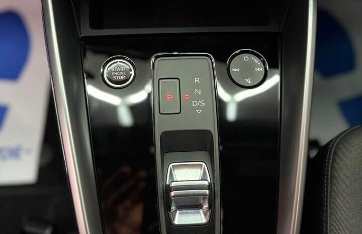 
								Audi A3 SPB 30 TDI S tronic S line edition 12/2022 full									