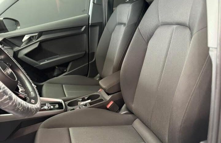 
								Audi A3 SPB 30 TDI S tronic S line edition 12/2022 full									