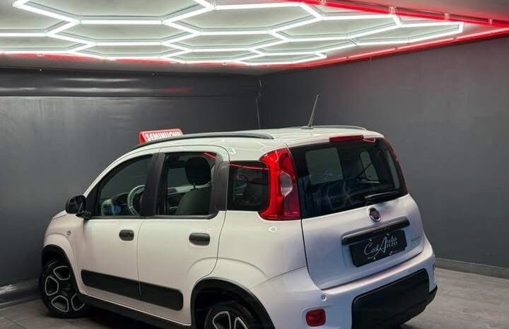 
								Fiat Panda 1.0 Hybrid City Cross 29000 KM full									