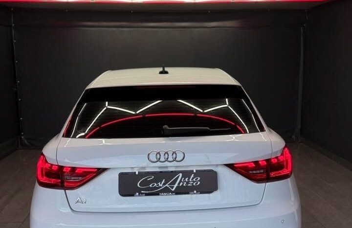 
								Audi A1 SPB 25 TFSI Identity Black 2020 full									