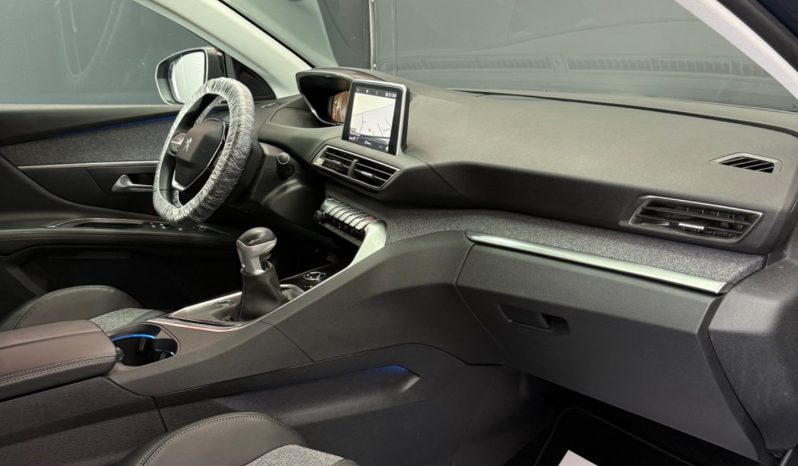 
								Peugeot 3008 BlueHDi 130 cv Allure 11/2018 full									