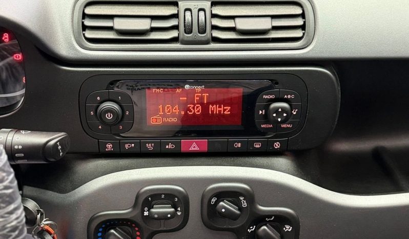 
								Fiat Panda 1.0 Hybrid City Cross 29000 KM full									