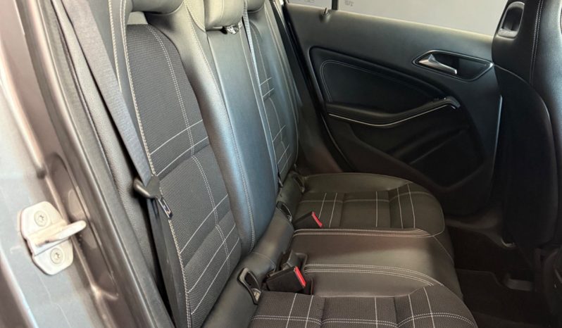 
								Mercedes-benz A180 CDI MOT.MERCEDES 109 CV full									