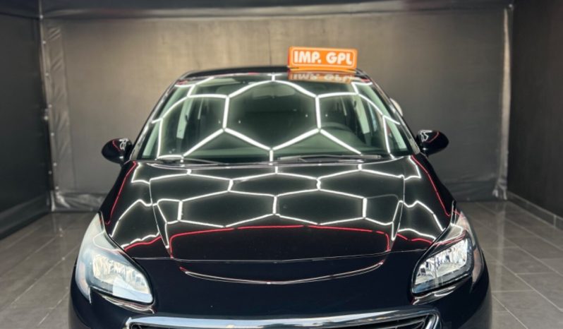 
								Opel Corsa 1.2 Gpl 69 cv 2015 full									