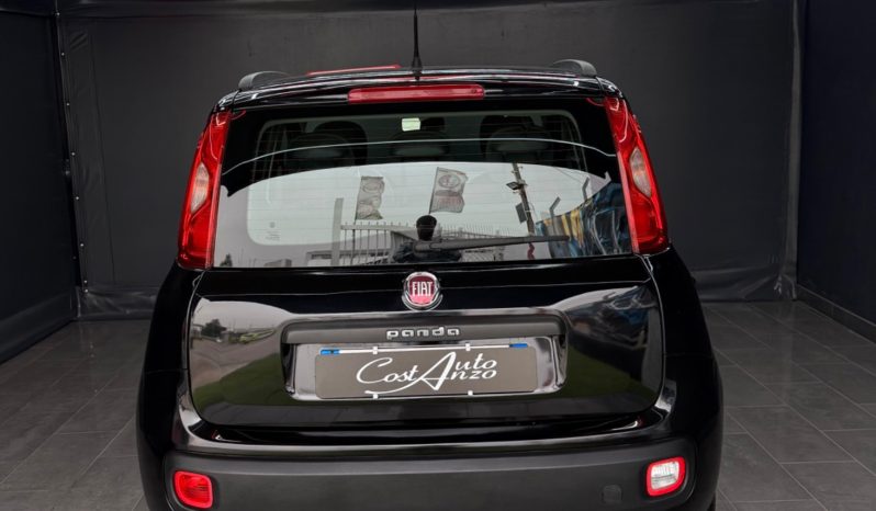 
								Fiat Panda 1.2 Bnzina Lounge 2013 full									