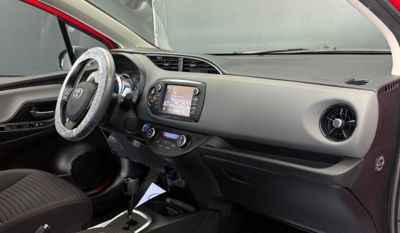 
								Toyota Yaris 1.5 Hybrid TREND RED EDITION 2018 full									