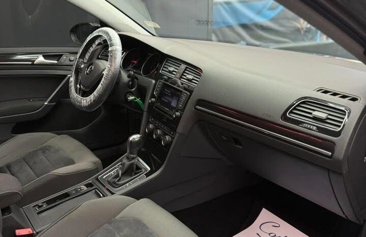 
								Volkswagen Golf 2.0 TDI DSG 150 CV TETTO . Highline BlueMotion Technology full									