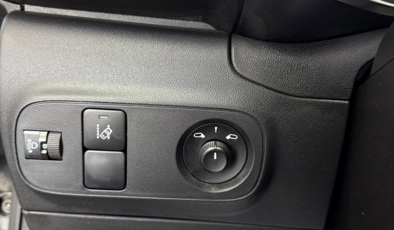 
								Citroen C3 1.6 BlueHDi 100 CV Shine 2018 full									