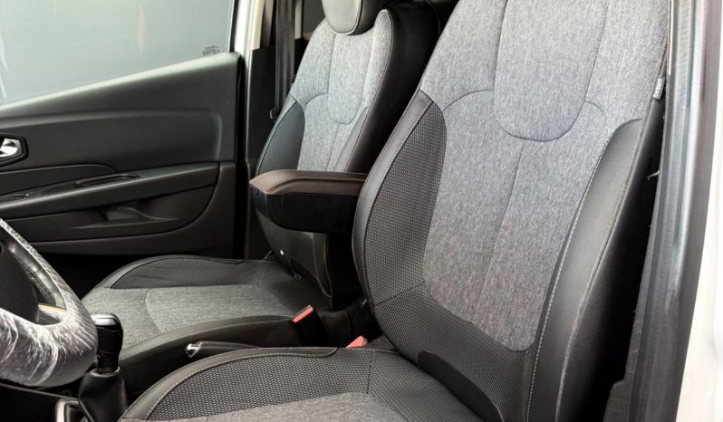 
								Renault Captur 1.5 dCi 90 CV Sport Edition2 2019 full									