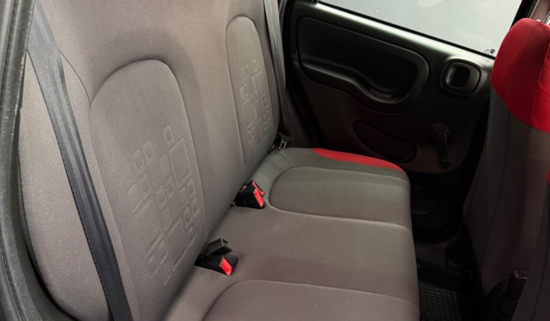 
								Fiat Panda 1.2 Bnzina Lounge 2013 full									