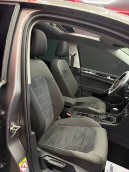 
										Volkswagen Golf 2.0 TDI DSG 150 CV TETTO . Highline BlueMotion Technology full									