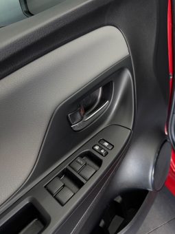 
										Toyota Yaris 1.5 Hybrid TREND RED EDITION 2018 full									