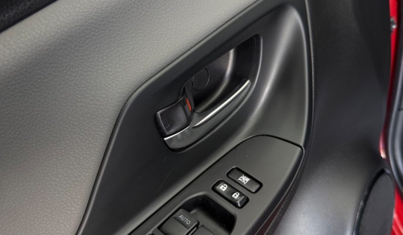 
								Toyota Yaris 1.5 Hybrid TREND RED EDITION 2018 full									