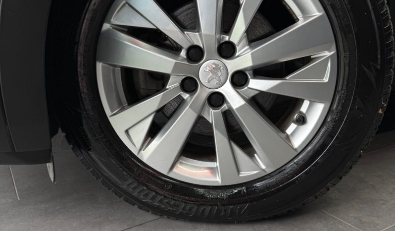 
								Peugeot 3008 1.5 BlueHDi 130 CV Allure 2020 full									