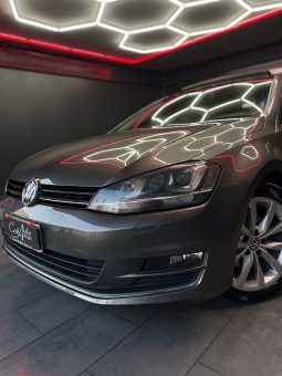 
										Volkswagen Golf 2.0 TDI DSG 150 CV TETTO . Highline BlueMotion Technology full									