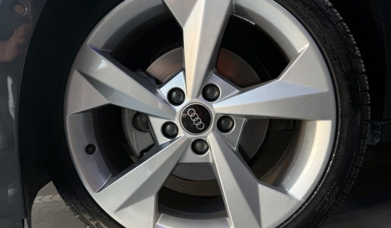 
								Audi A3 SPB 30TDI S line edition 2022 Full full									
