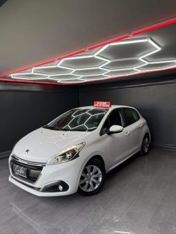 Peugeot 208 1.6 BlueHDi 75 CV Allure 2017