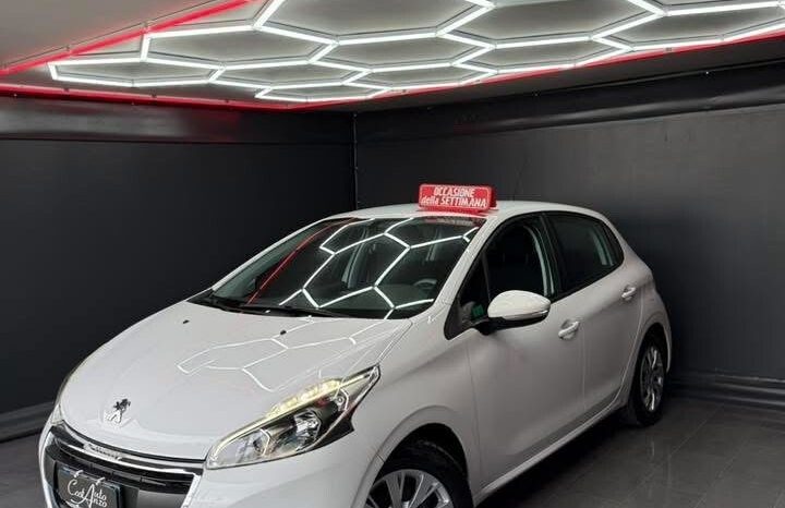 
								Peugeot 208 1.6 BlueHDi 75 CV Allure 2017 full									