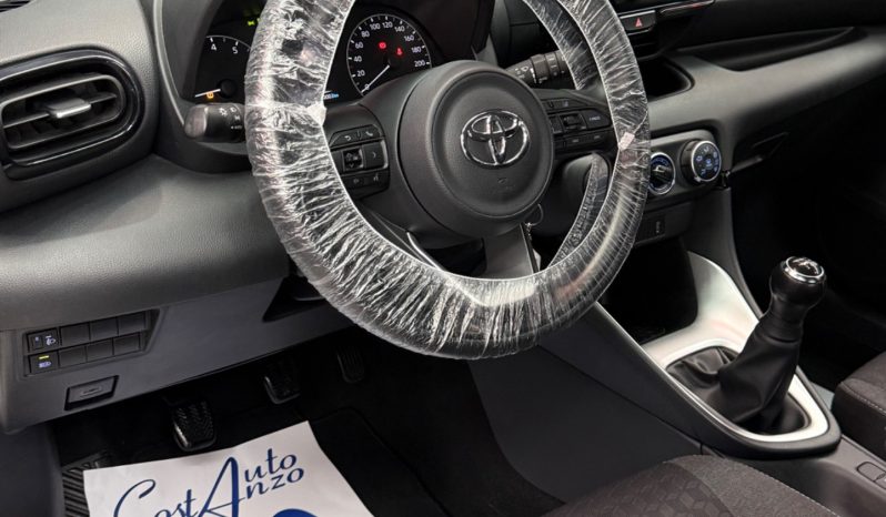 
								Toyota Yaris 1.0 Benzina Trend 2023 NUOVA full									