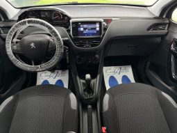 
										Peugeot 208 1.6 BlueHDi 75 CV Allure 2017 full									