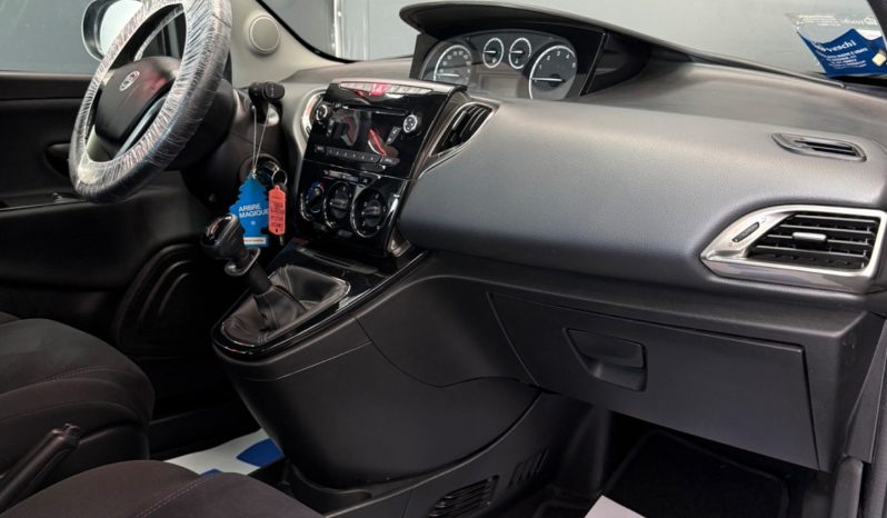 
								Lancia Ypsilon 1.2 Benzina Platinum 2014 full									