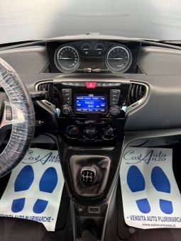 
										Lancia Ypsilon 1.2 GPL Ecochic Gold 12/2018 full									