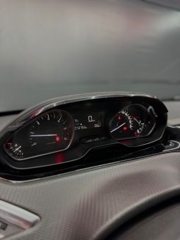 
										Peugeot 208 BlueHDi 102 CV ALLURE PACK 09/2019 full									