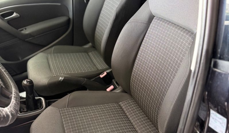 
								Volkswagen Polo 1.4 TDI 75cv BlueMotion Technology 2015 full									