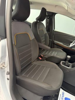 
										Dacia Sandero Stepway 1.0 GPL Expression 2022 full									