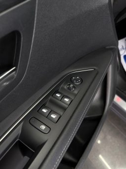 
										Peugeot 3008 1.5 BlueHDi 130 CV EAT8 Allure 11/2019 full									