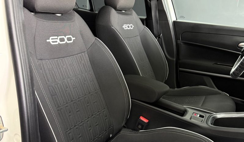 
								Fiat 600 1.2 Hybrid 145 CV DCT MHEV La Prima full									