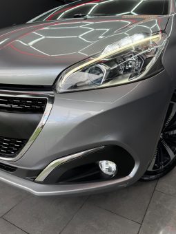 
										Peugeot 208 BlueHDi 102 CV ALLURE PACK 09/2019 full									